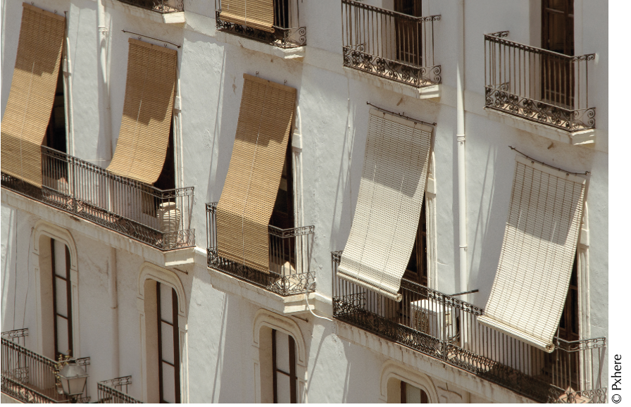 En copropriété, vos fenêtres et votre balcon appartiennent à… tous