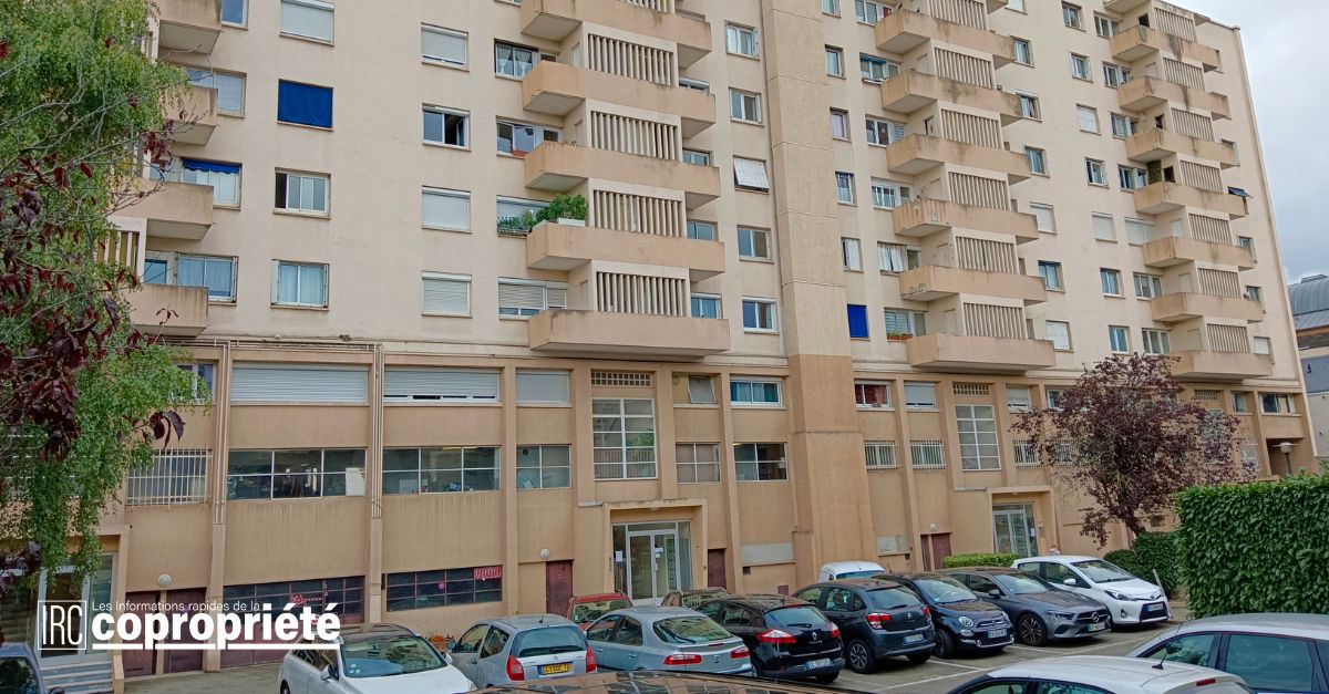 Façade de l'immeuble avant réalisation des travaux - ©Sénova