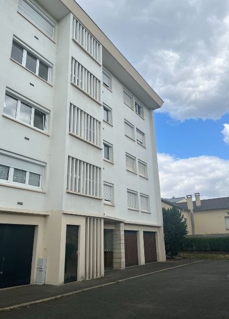 Façade de l'immeuble, côté rue - ©D.Bégriche|Edilaix